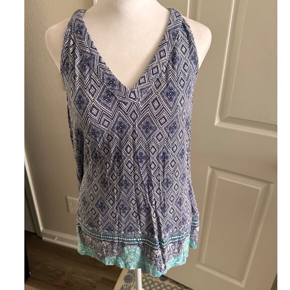 Skies Are Blue Tank size large - Picture 1 of 6